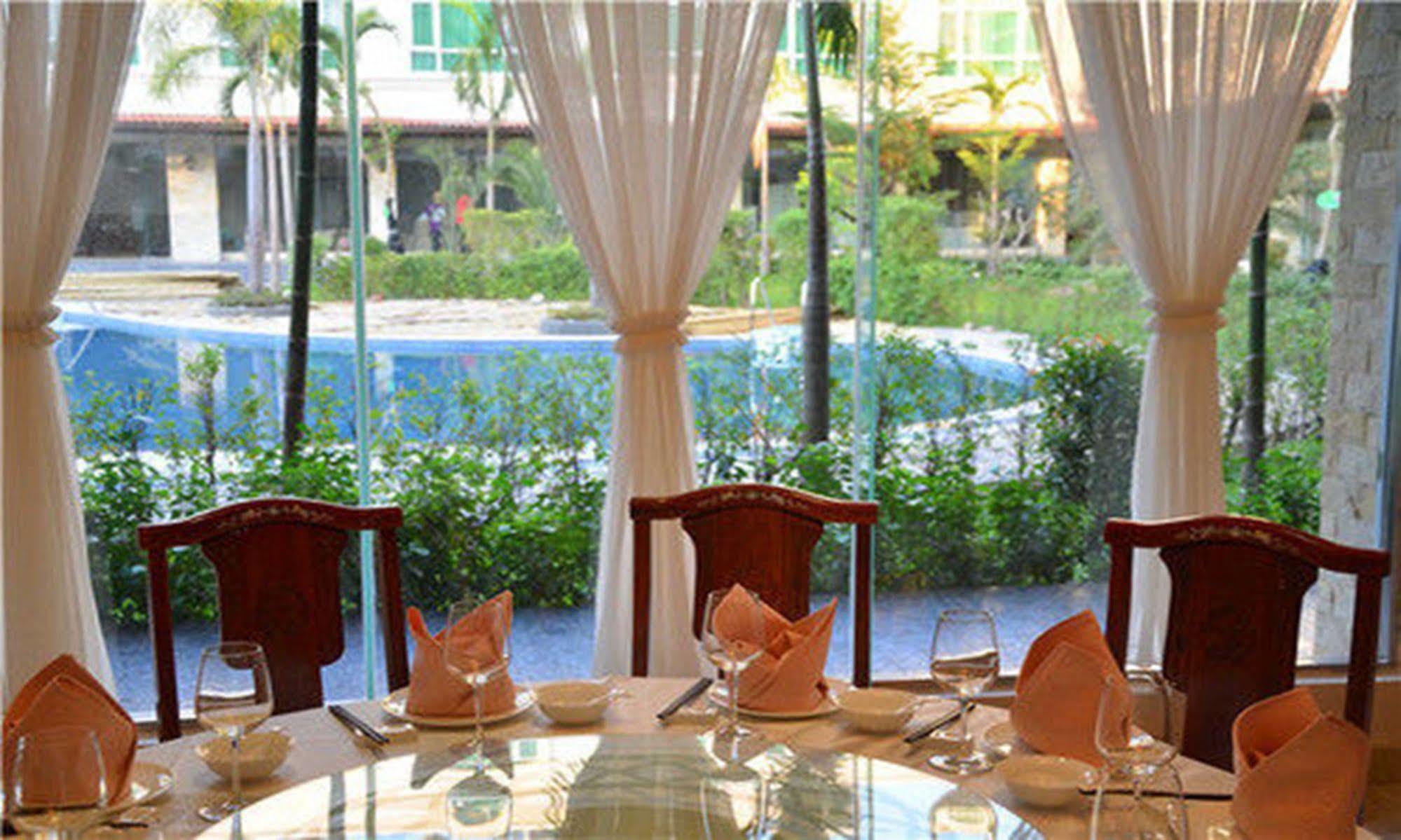 Sanjiang Grand Hotel Vientiane Exterior photo